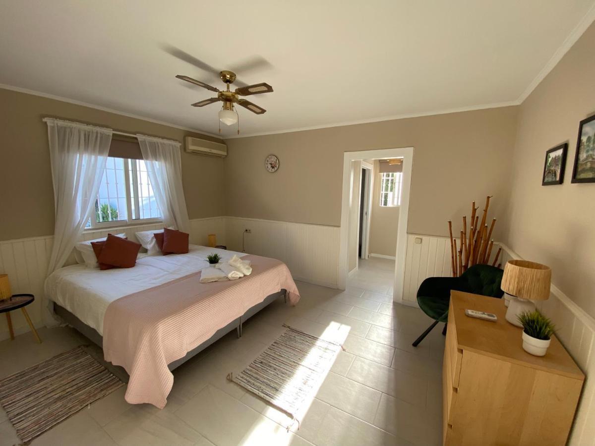 Casa Donny Bed & Breakfast Alhaurin el Grande Room photo